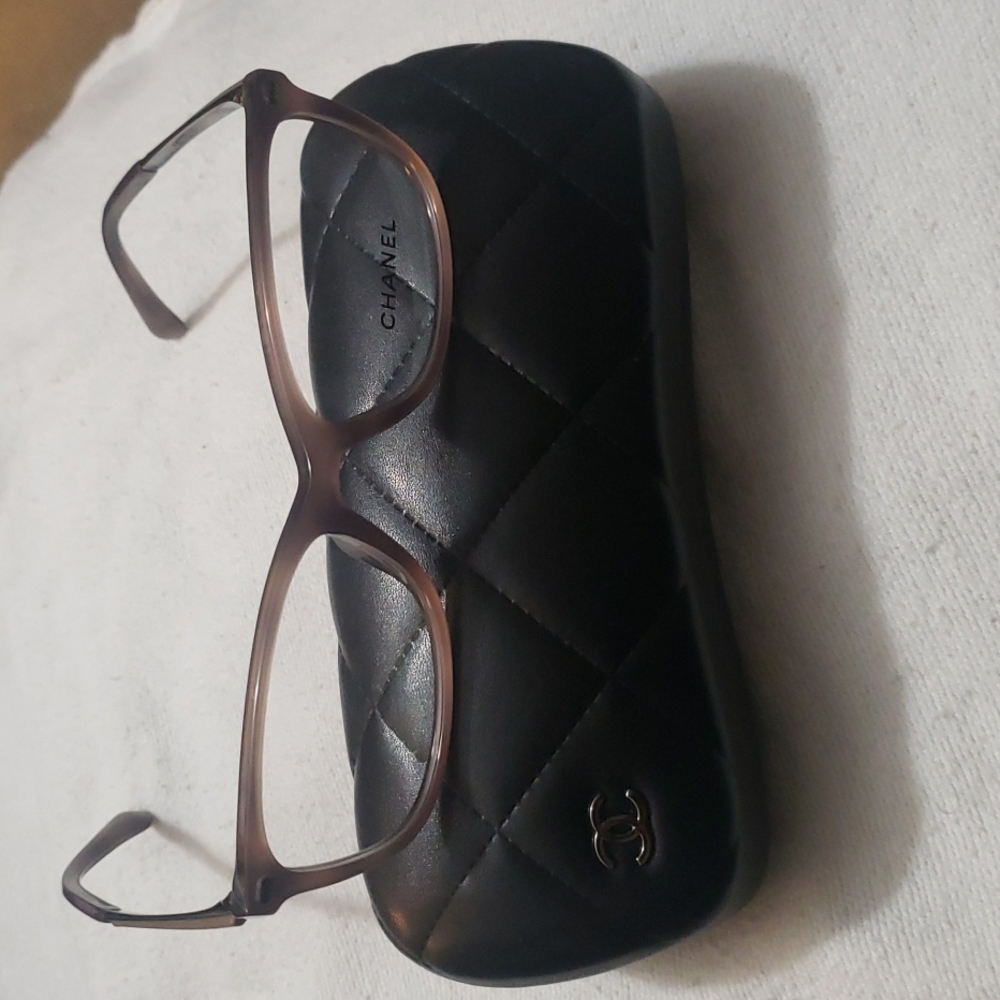 Chanel authentic frames - Picture 3 of 7